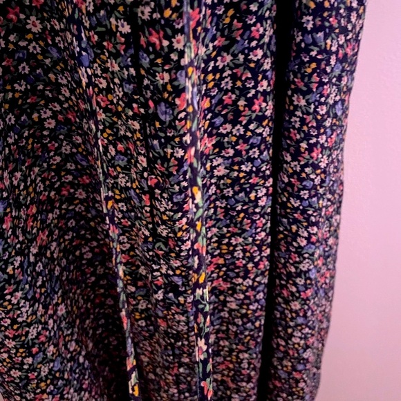 Floral Maxi Dress - Picture 6 of 16